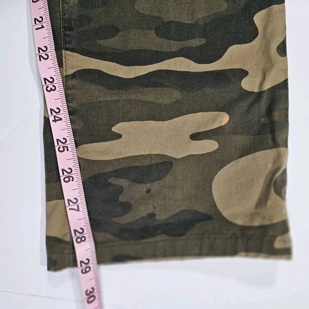 Mens Paige Normandie‎ size 32 Green Camo Slim Straight Stretch Pants